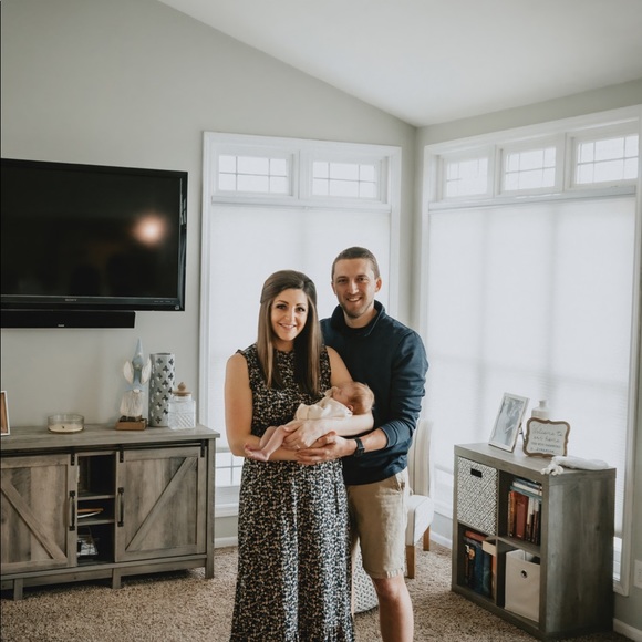 Meet your Posher, Kelli - Picture 3 of 3